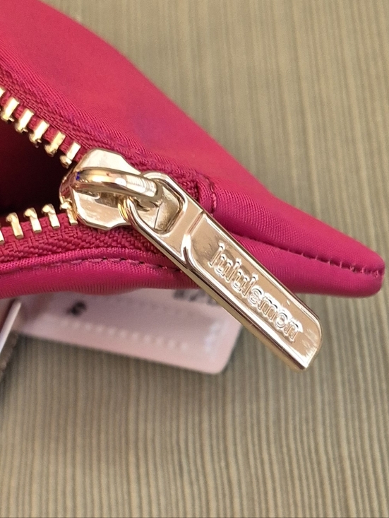 Lululemon Berry Rumble Metallic Gold Wordmark Dual Wristlet Wallet Keychain Set - Picture 5 of 6